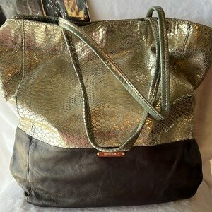 Cynthia Rowley Genuine Snakeskin Leather Weekender 🔥